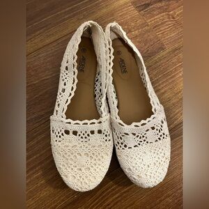 Ardene Lace Flats